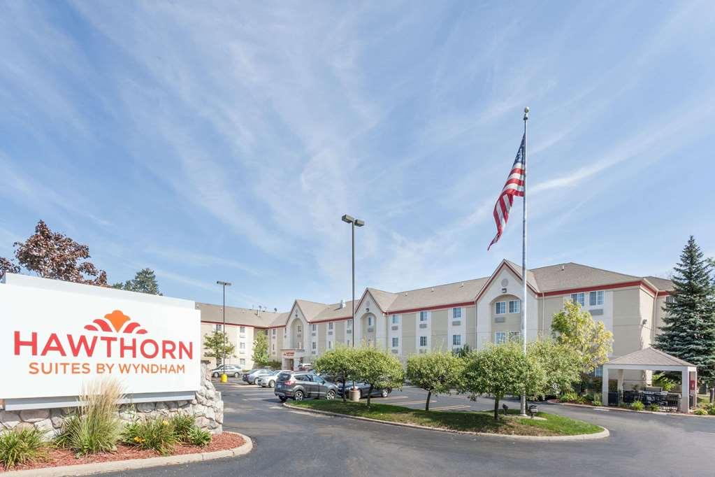 Mainstay Suites Detroit Auburn Hills Buitenkant foto