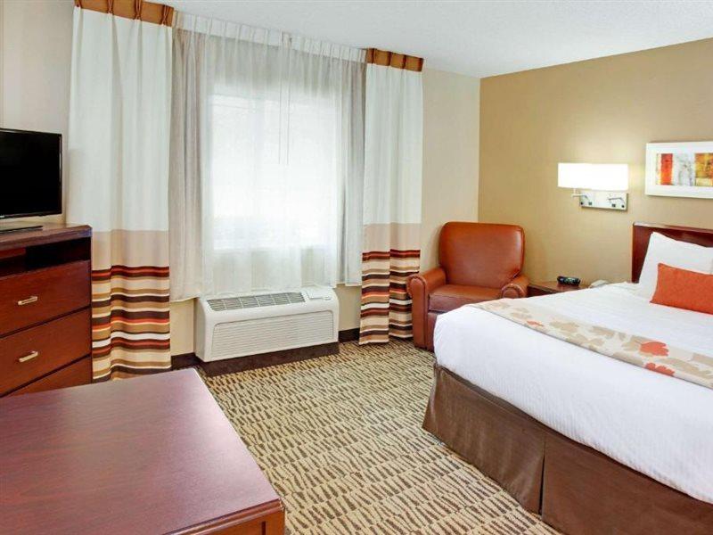 Mainstay Suites Detroit Auburn Hills Buitenkant foto