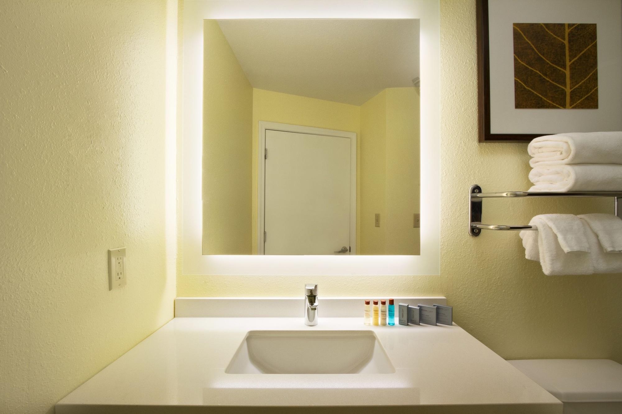 Mainstay Suites Detroit Auburn Hills Buitenkant foto