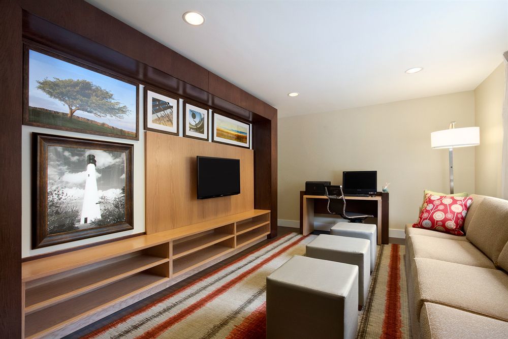 Mainstay Suites Detroit Auburn Hills Buitenkant foto